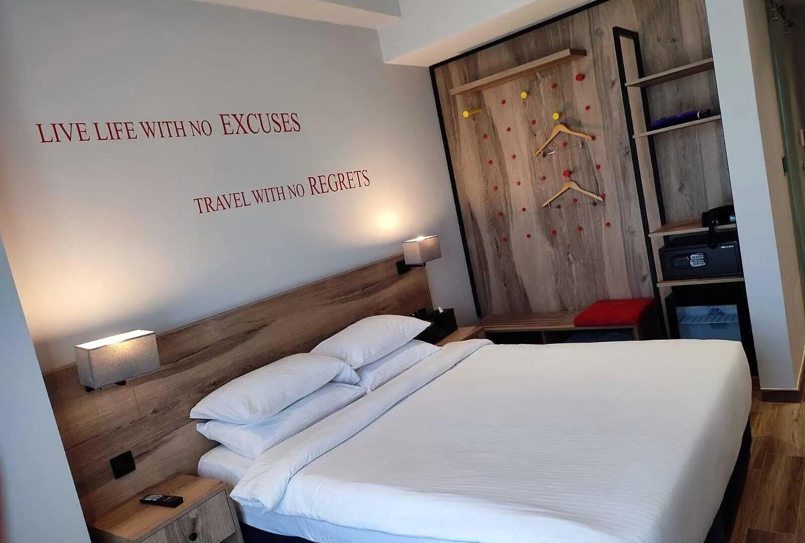 Grand Kingsgate Jaddaf Waterfront Hotel By Millennium Dubai