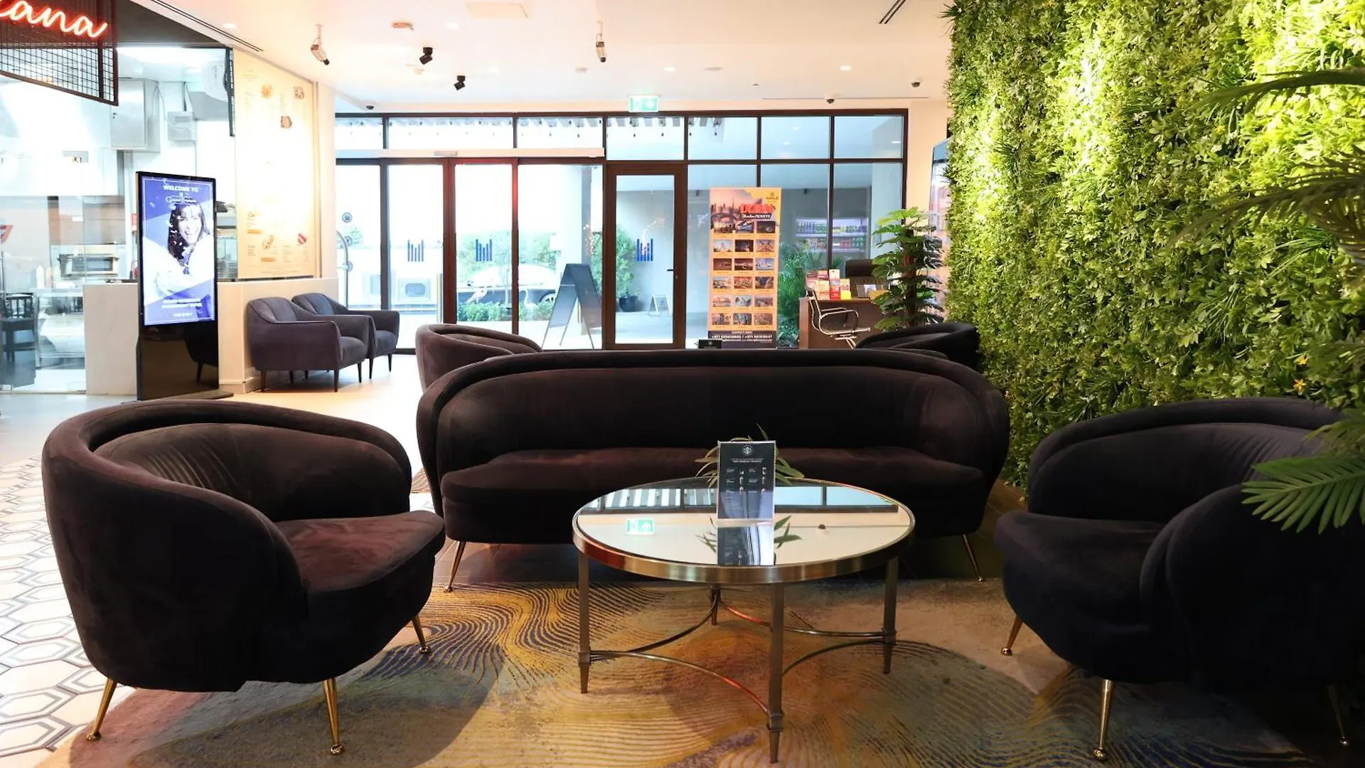 Grand Kingsgate Jaddaf Waterfront Hotel By Millennium Dubai 4*,