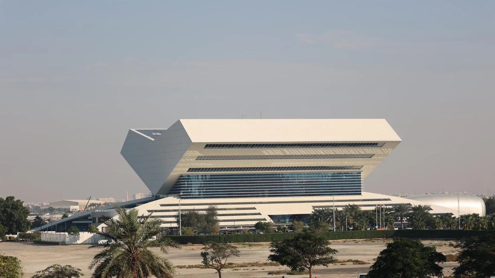 Grand Kingsgate Jaddaf Waterfront Hotel By Millennium Dubaï Émirats arabes unis